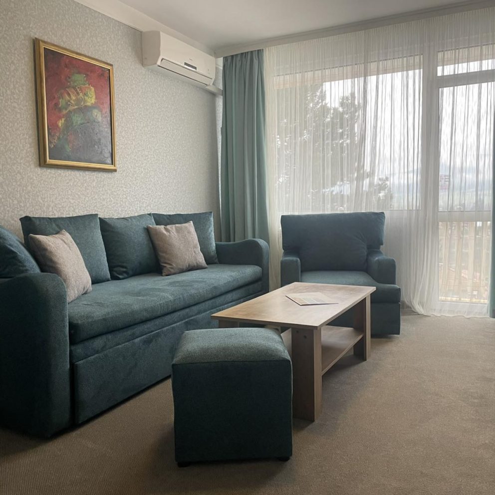 Аура фамилен апартамент